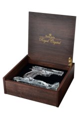 Reprezentativní kazeta k broušené pistoli a stojánku - Royal Crystal Reprezentativní kazeta k broušené pistoli a stojánku - Royal Crystal