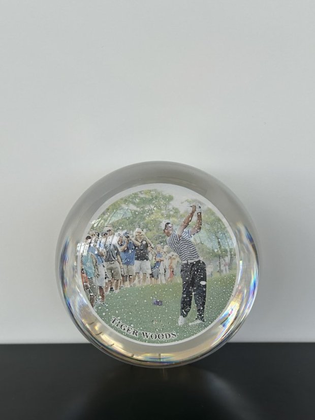 Skleněné těžítko s obrázkem Tiger Woods, 1 ks