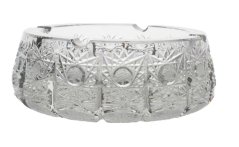 Broušený popelník