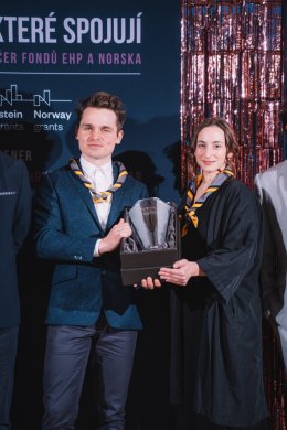 Skleněná trofej Skleněná trofej