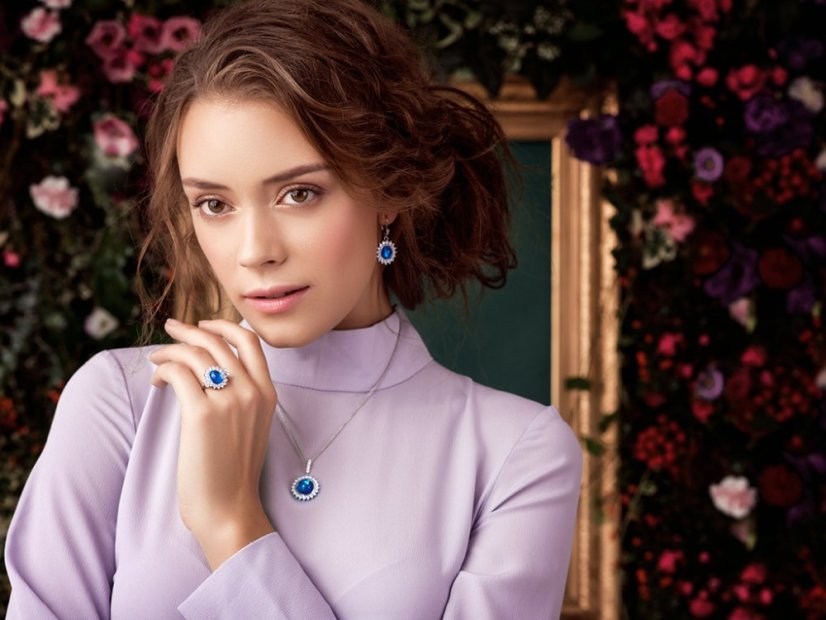 Stříbrný prsten Camellia s českým křišťálem a kubickou zirkonií Preciosa - modrý