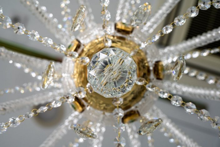 Křišťálový lustr, Royal Crystal, zlacený - 12 žárovek