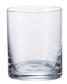 Objevte elegantní sklenici na rum Larus od Crystalite Bohemia. Exkluzivně u Royal Crystal.